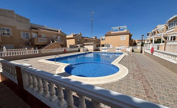 Apartamento - Reventa - Torrevieja - Aguas Nuevas