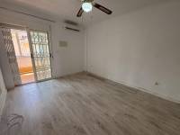 Reventa - Apartamento - Torrevieja - Aguas Nuevas