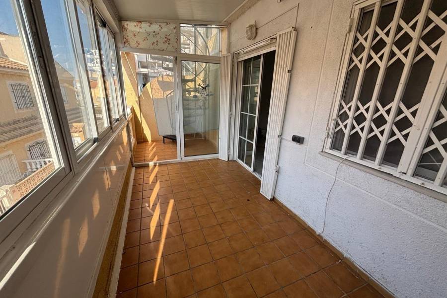 Reventa - Apartamento - Torrevieja - Aguas Nuevas