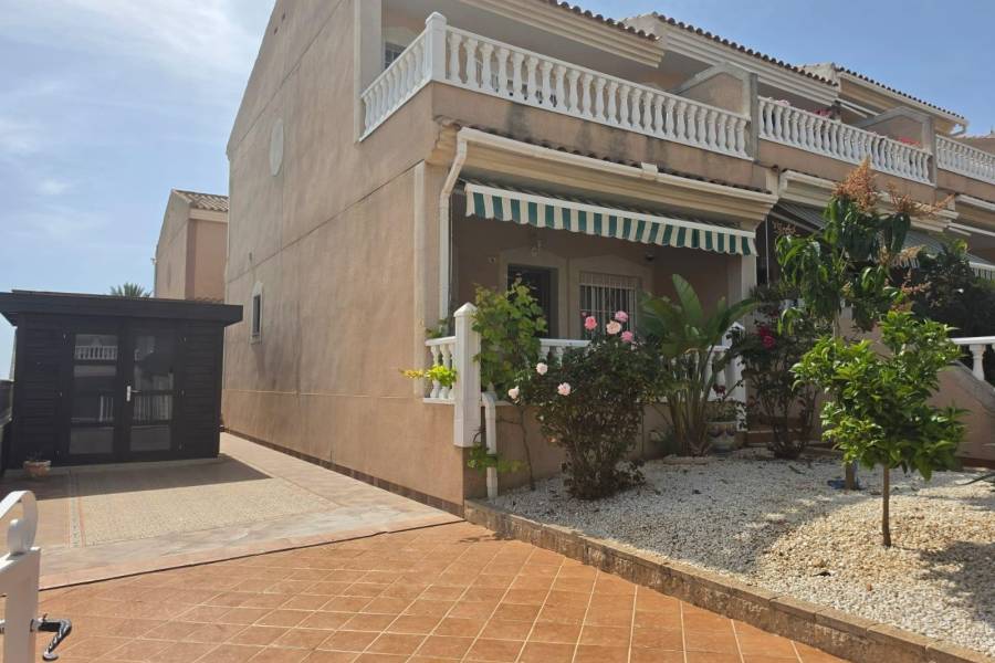 Weiterverkauf  - Einfamilienhaus - Torrevieja - Los Balcones - Los Altos del Edén