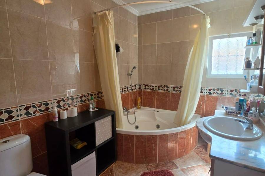 Weiterverkauf  - Einfamilienhaus - Torrevieja - Los Balcones - Los Altos del Edén