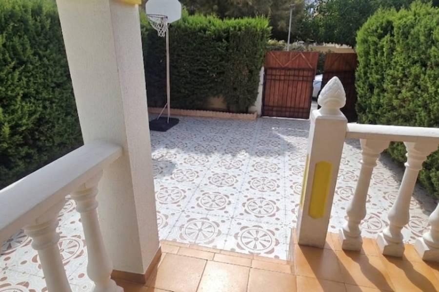 Reventa - Apartamento - Torrevieja - Aguas Nuevas
