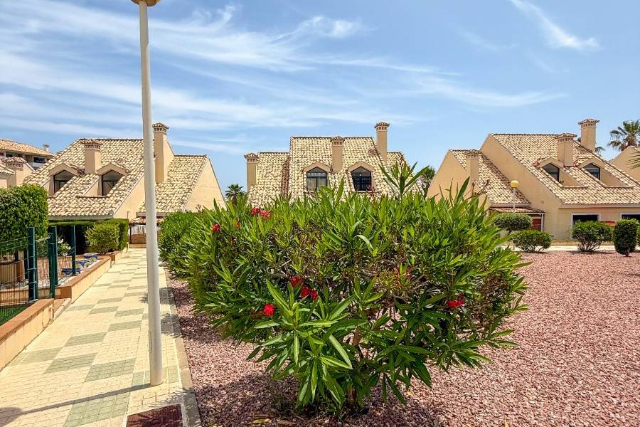 Reventa - Apartamento - ORIHUELA COSTA - La Zenia