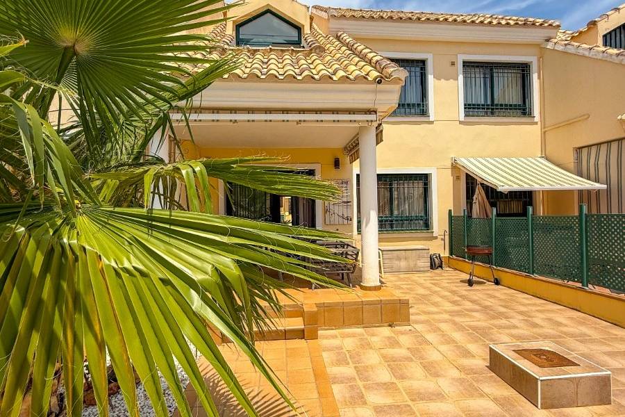 Reventa - Apartamento - ORIHUELA COSTA - La Zenia