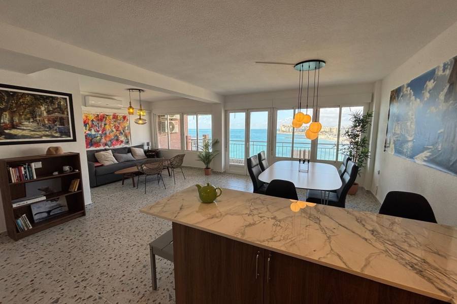 Weiterverkauf  - Wohnung - Torrevieja - Playa Los Locos