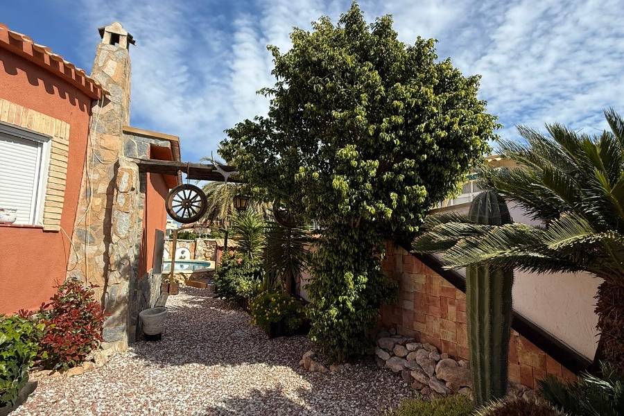 Weiterverkauf  - Einfamilienhaus - Torrevieja - El Chaparral