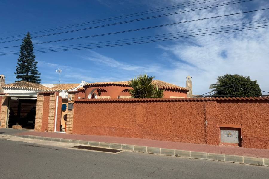 Weiterverkauf  - Einfamilienhaus - Torrevieja - El Chaparral