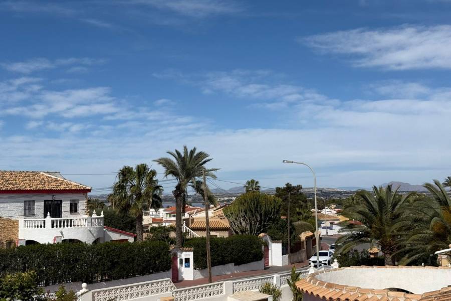 Weiterverkauf  - Einfamilienhaus - Torrevieja - El Chaparral