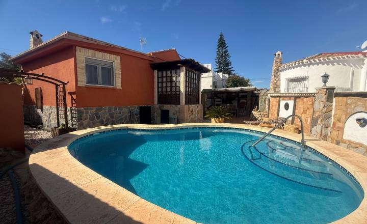 Einfamilienhaus - Weiterverkauf  - Torrevieja - El Chaparral
