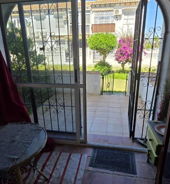 Weiterverkauf  - Wohnung - Torrevieja - Los Balcones