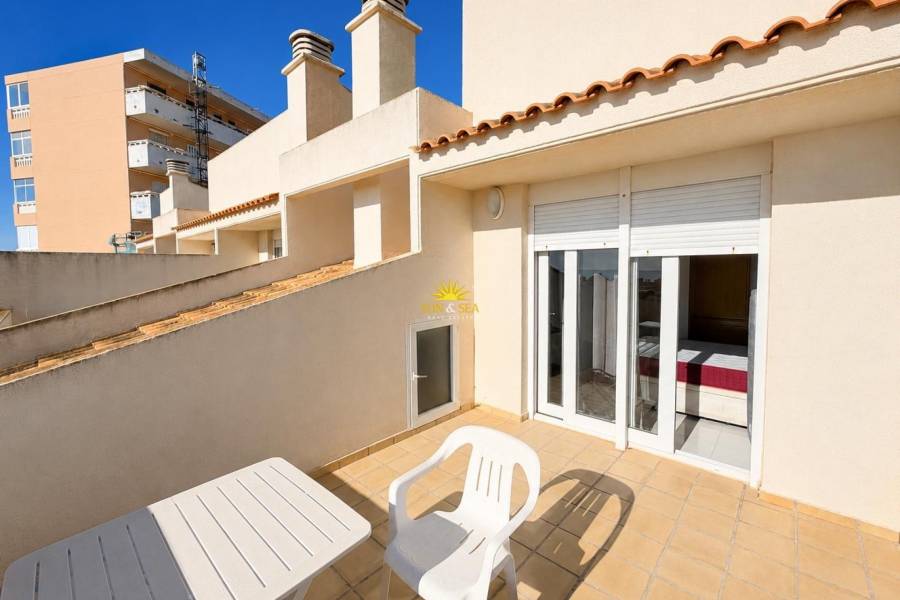 Återförsäljning - Lägenhet - Torrevieja - La Mata