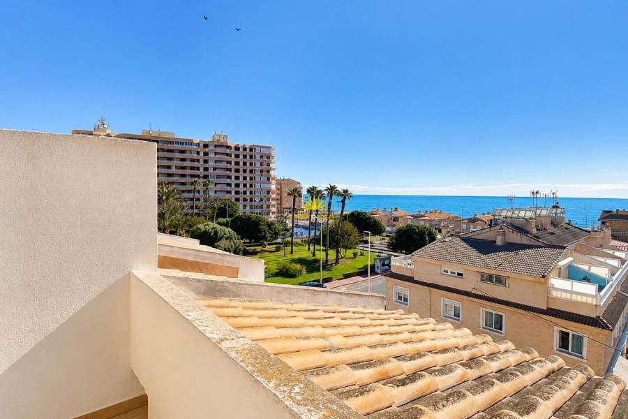 Återförsäljning - Lägenhet - Torrevieja - La Mata