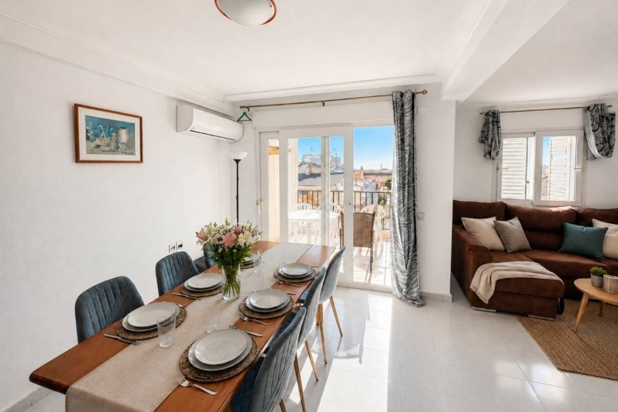 Återförsäljning - Lägenhet - Torrevieja - La Mata