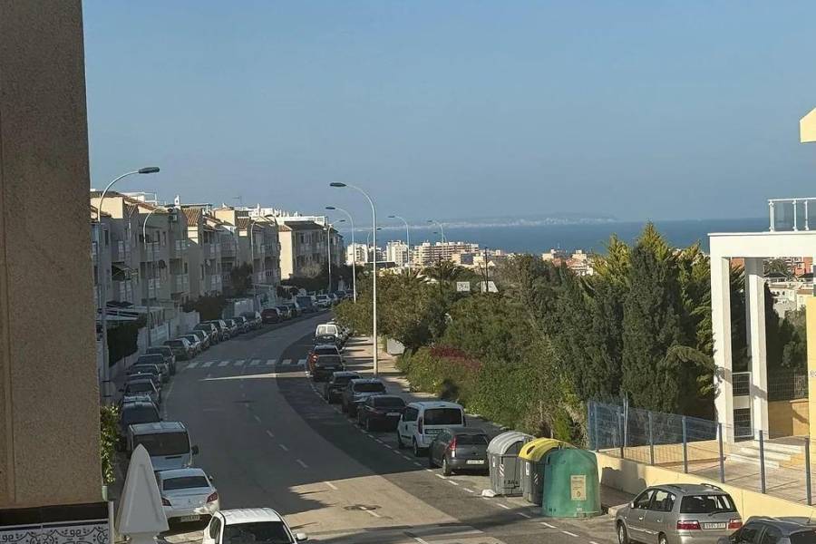 Återförsäljning - Lägenhet - La Mata - Torreblanca