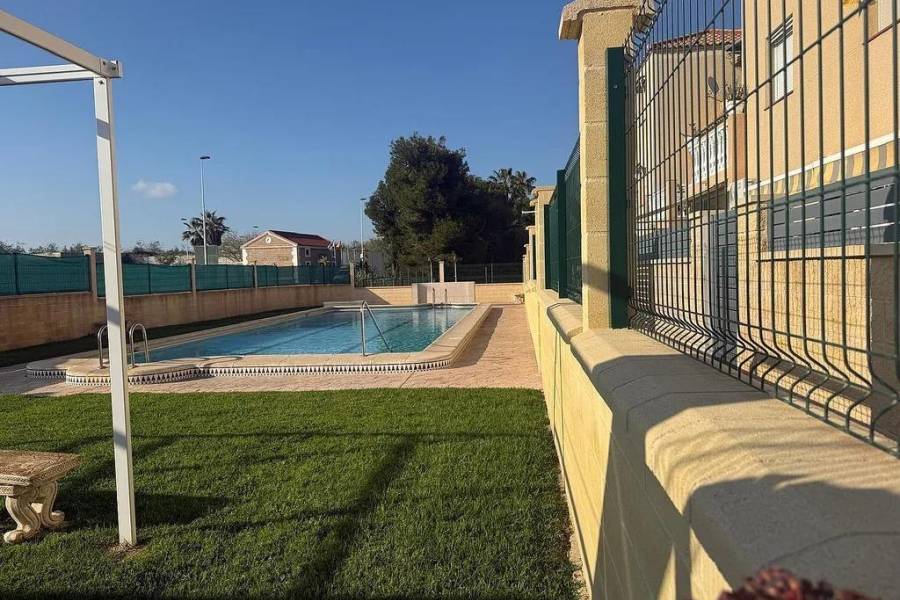 Återförsäljning - Lägenhet - La Mata - Torreblanca