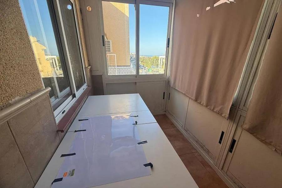 Återförsäljning - Lägenhet - La Mata - Torreblanca