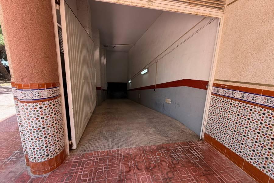 Investition - Garage - La Mata - Pueblo/ PLAYA