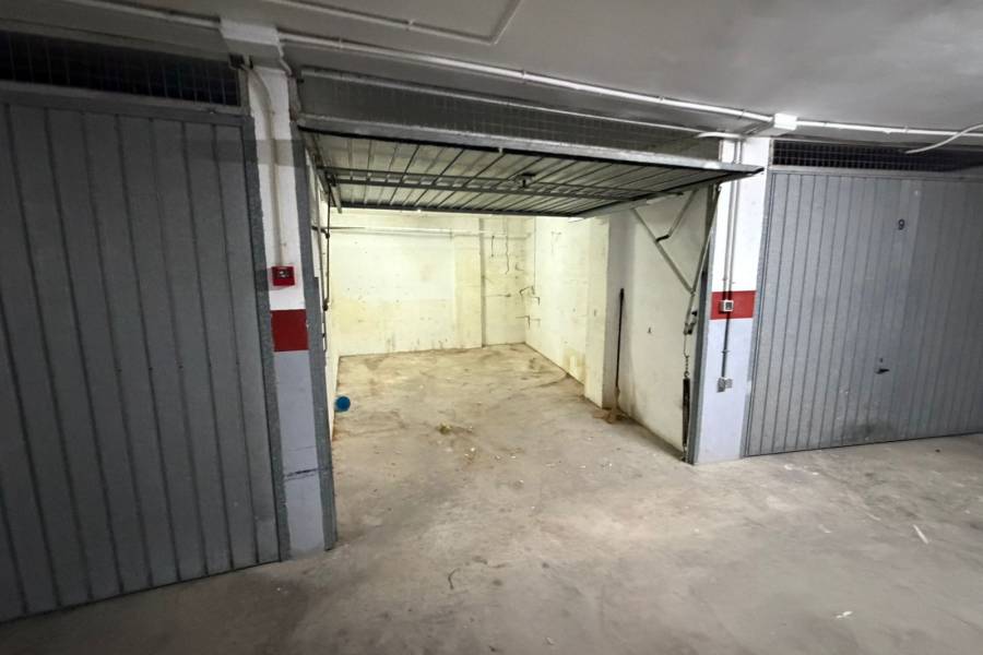 Investition - Garage - La Mata - Pueblo/ PLAYA