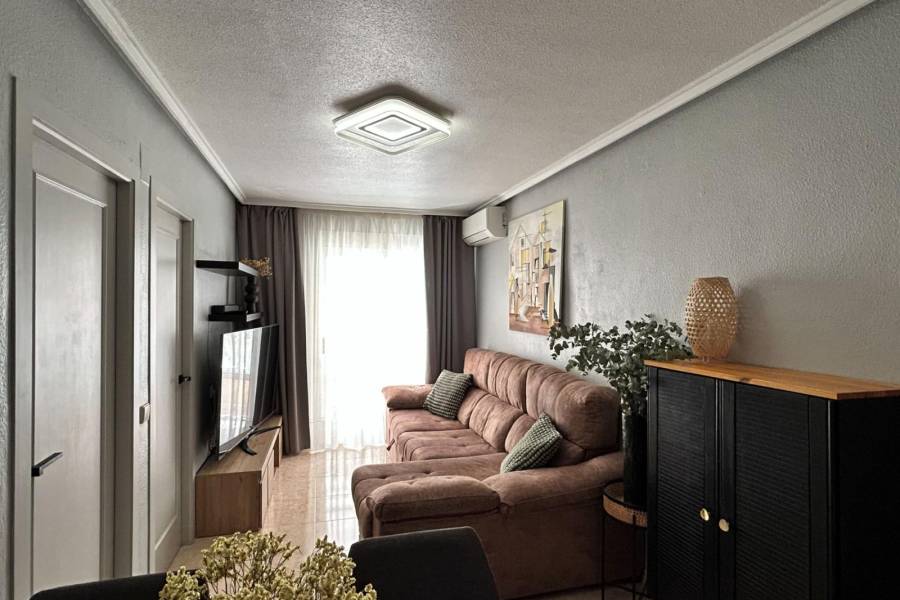 Reventa - Apartamento - Torrevieja - Center