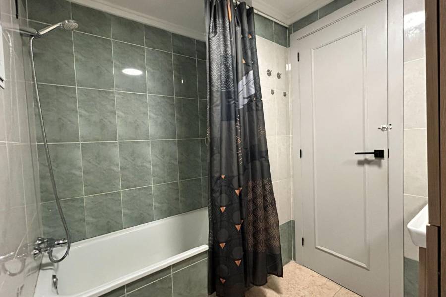 Reventa - Apartamento - Torrevieja - Center