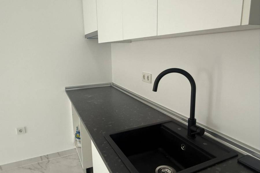 Reventa - Estudio - Ciudad Quesada - Doña Pepa