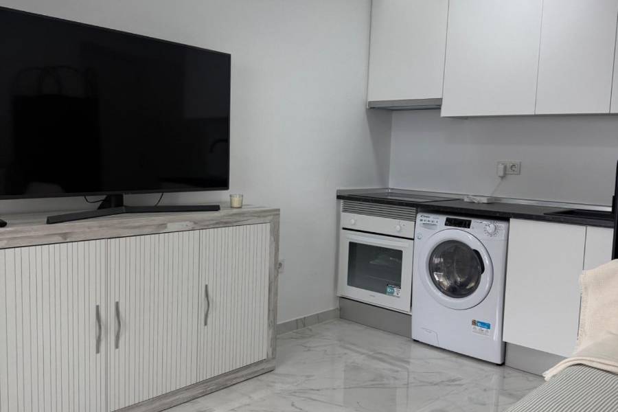 Reventa - Estudio - Ciudad Quesada - Doña Pepa