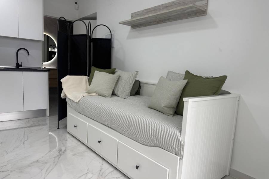 Reventa - Estudio - Ciudad Quesada - Doña Pepa