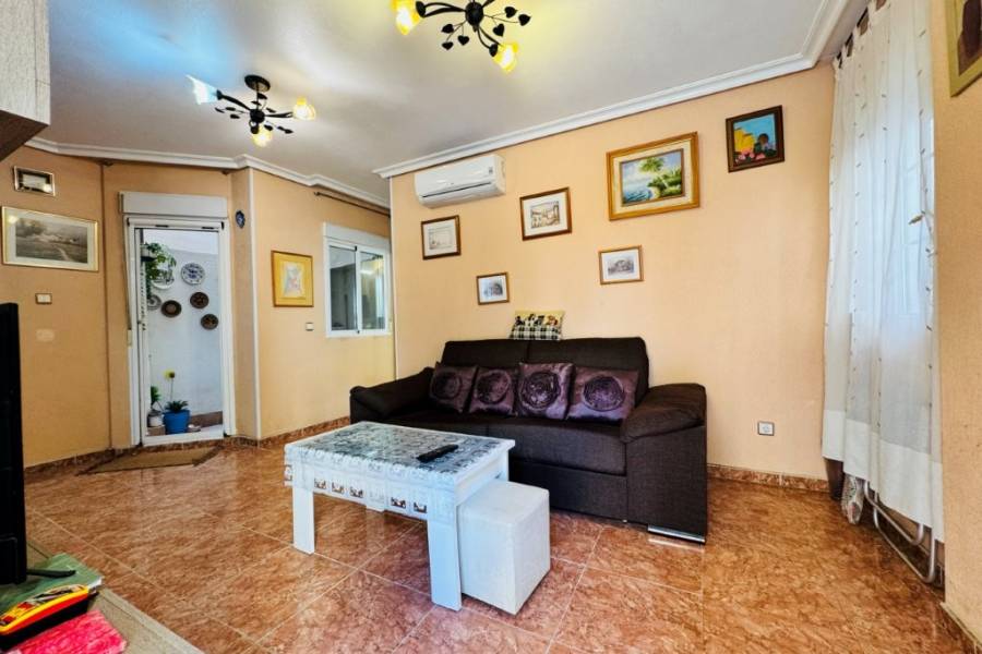 Перепродажа - Aпартамент - Ла-Мата - Pueblo/ PLAYA