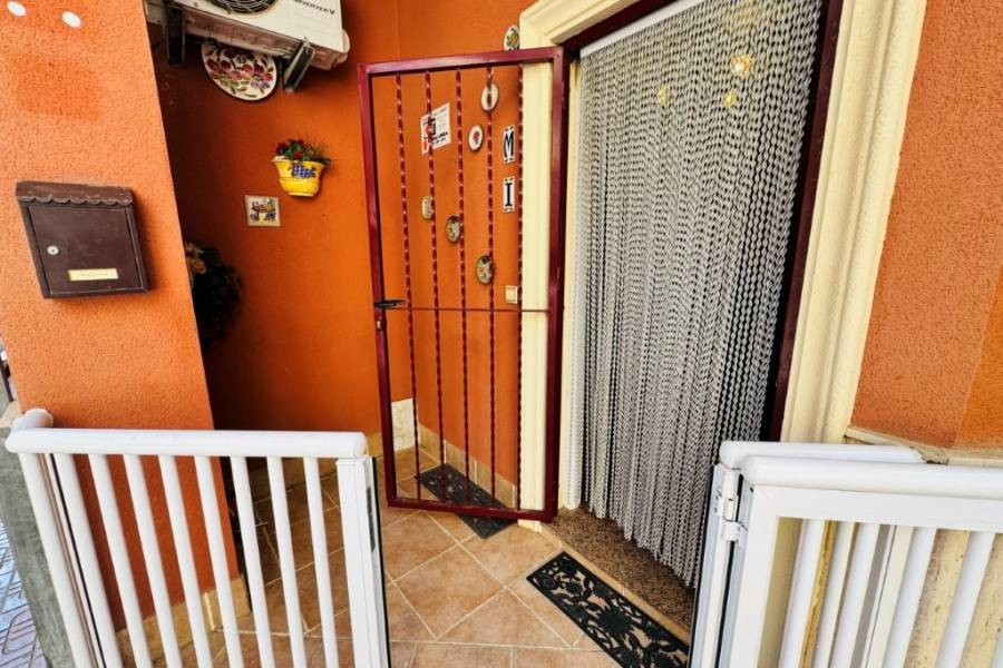 Перепродажа - Aпартамент - Ла-Мата - Pueblo/ PLAYA
