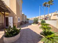 Återförsäljning - Lägenhet - Torrevieja - Los Frutales