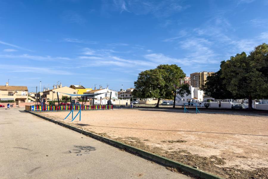 Återförsäljning - Lägenhet - Torrevieja - Los Frutales