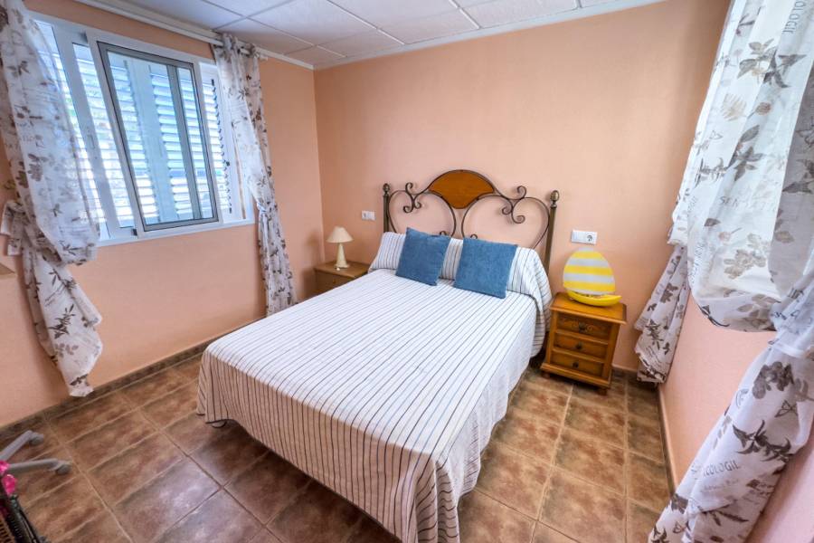 Återförsäljning - Lägenhet - Torrevieja - Los Frutales