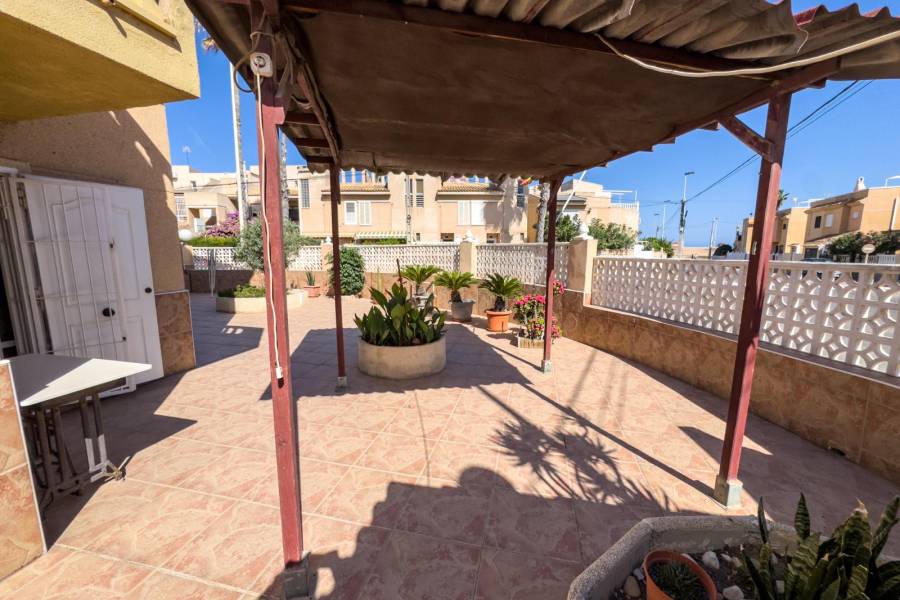 Återförsäljning - Lägenhet - Torrevieja - Los Frutales