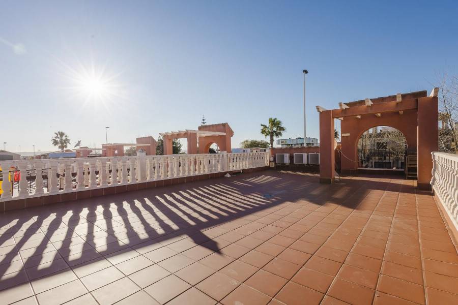 Återförsäljning - Enfamiljshus - Torrevieja - Aguas Nuevas