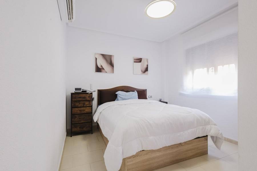 Återförsäljning - Enfamiljshus - Torrevieja - Aguas Nuevas