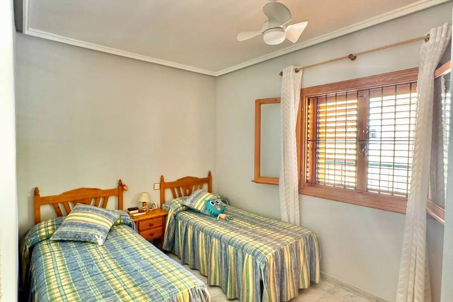 Перепродажа - Aпартамент - Torrevieja - La Mata