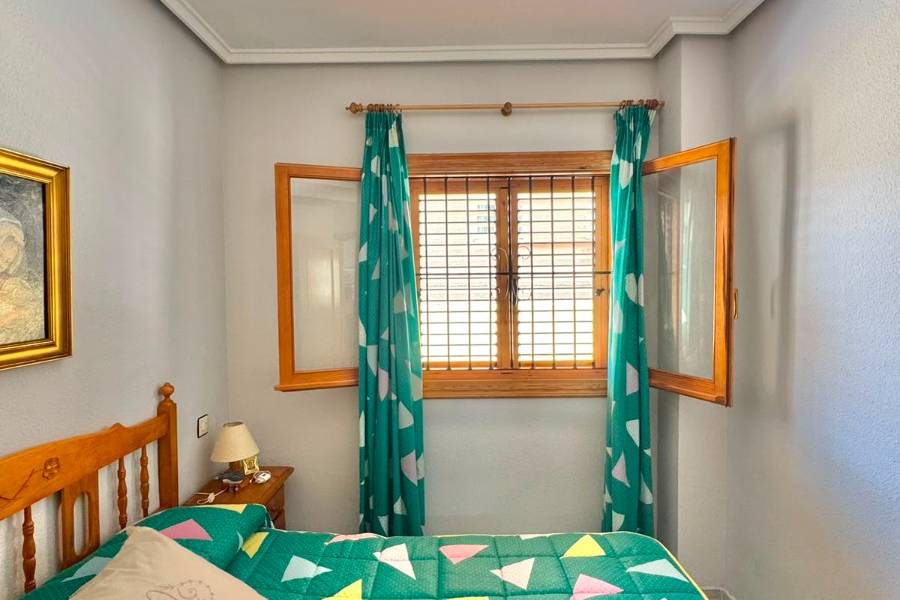 Перепродажа - Aпартамент - Torrevieja - La Mata