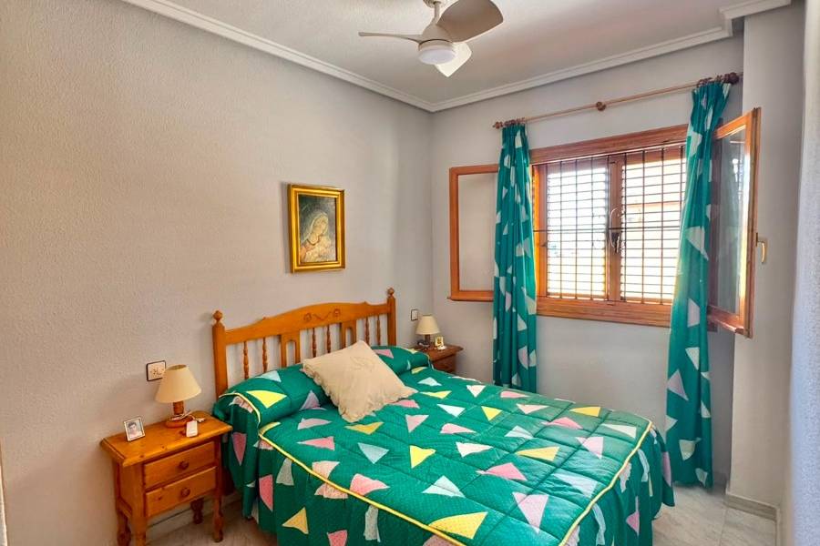 Перепродажа - Aпартамент - Torrevieja - La Mata
