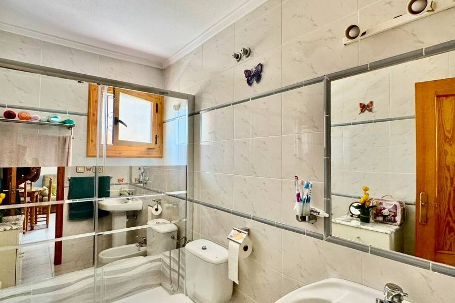 Перепродажа - Aпартамент - Torrevieja - La Mata