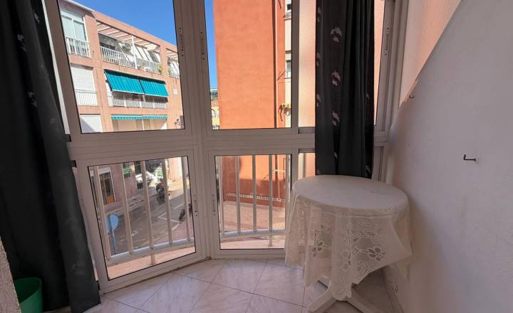 Lägenhet - Hyresobjekt - Torrevieja - La Mata