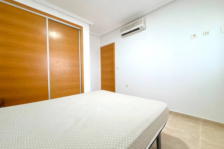 Reventa - Apartamento - Guardamar del Segura - Puerto Deportivo