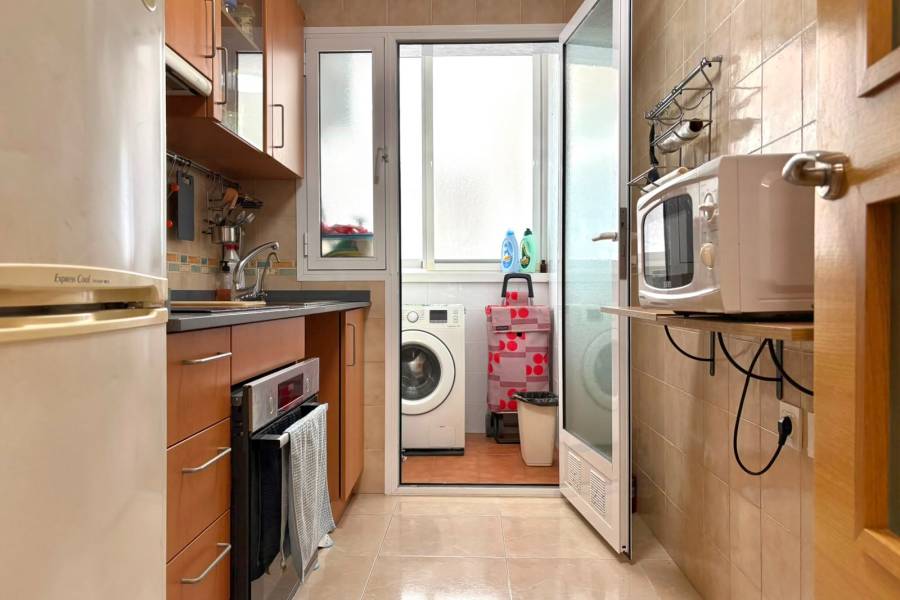 Reventa - Apartamento - Guardamar del Segura - Puerto Deportivo