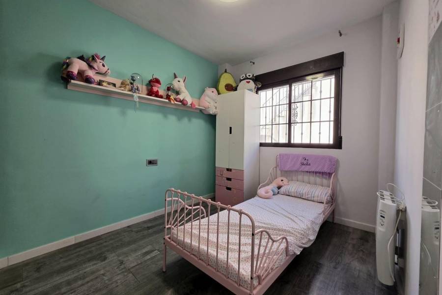 Återförsäljning - Villa - Torrevieja - Sector 25