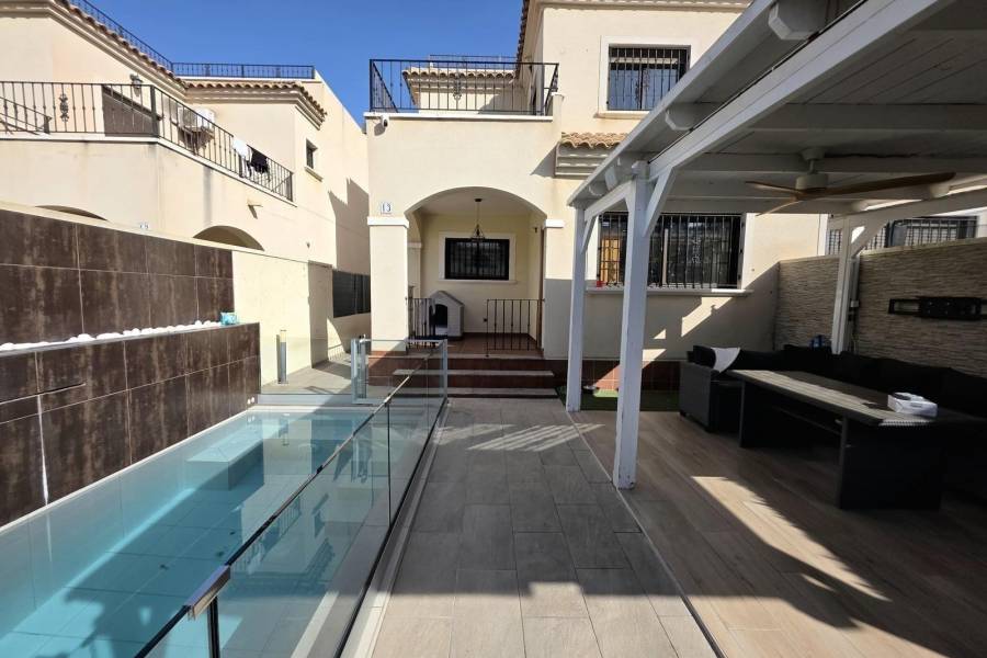 Återförsäljning - Villa - Torrevieja - Sector 25