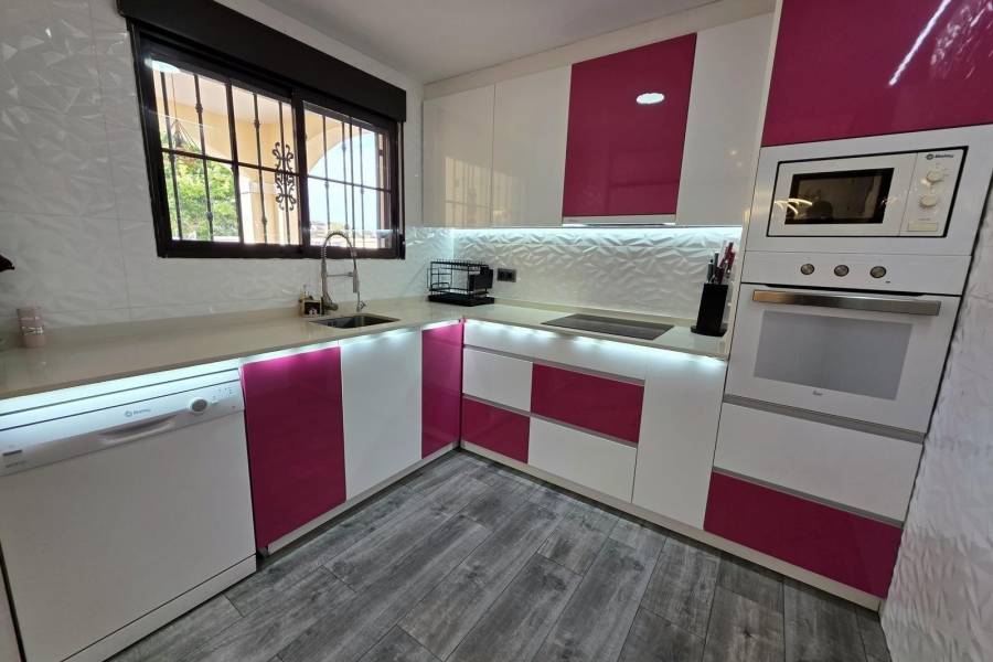 Återförsäljning - Villa - Torrevieja - Sector 25