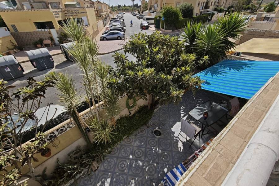 Återförsäljning - Enfamiljshus - Torrevieja - La Siesta