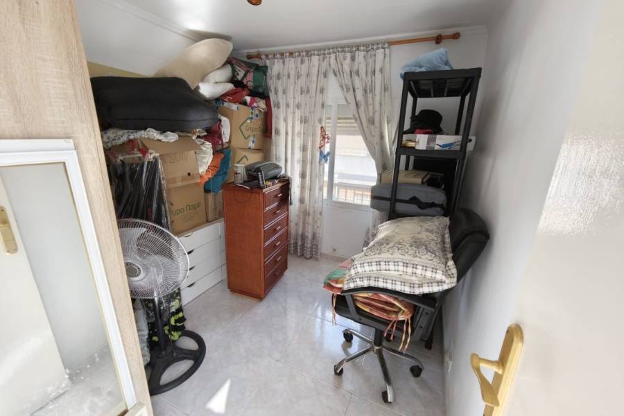 Återförsäljning - Enfamiljshus - Torrevieja - La Siesta