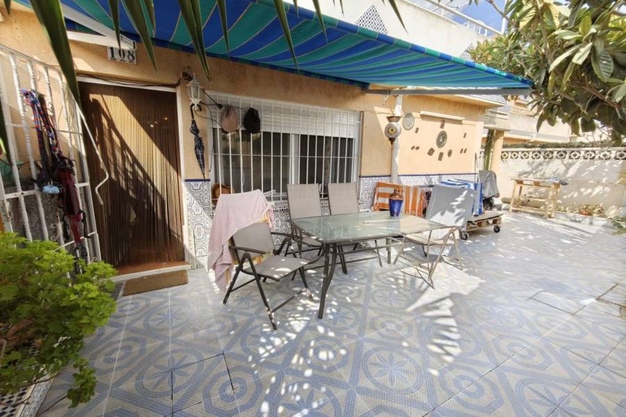 Återförsäljning - Enfamiljshus - Torrevieja - La Siesta