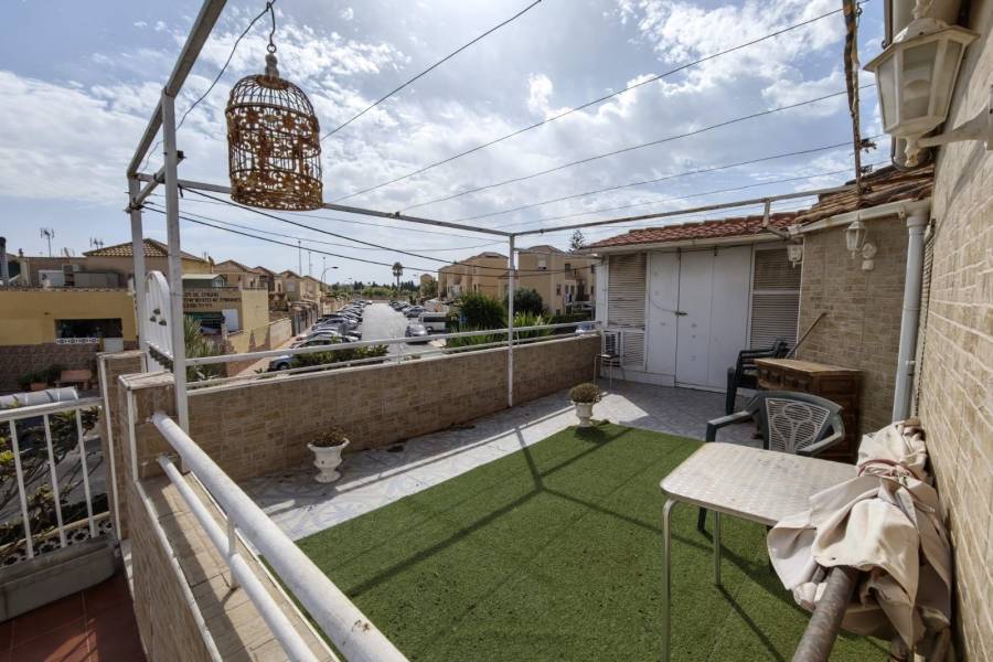 Återförsäljning - Enfamiljshus - Torrevieja - La Siesta