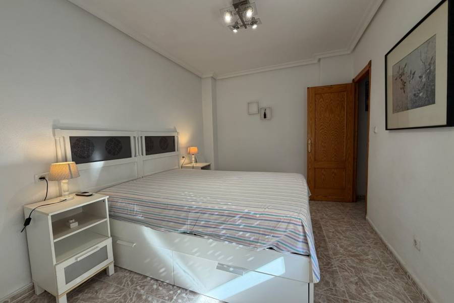 Reventa - ÁTICO - La Mata - Centro/PLAYA